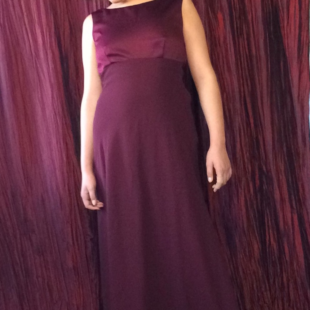 Formal Dress Michaelangelo in wine size 7-8